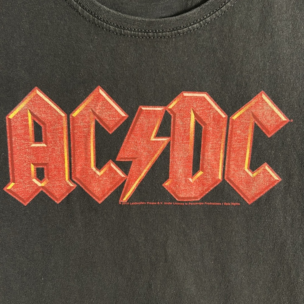 AC DC Women’s Fruit of The Loom 100% Cotton Y2K Black T-Shirt Size Small - Picture 2 of 9